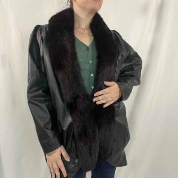 Vintage 1980s Jacqueline Ferrar Leather Coat with Fox Fur Trim Size Large - Picture 2 of 16